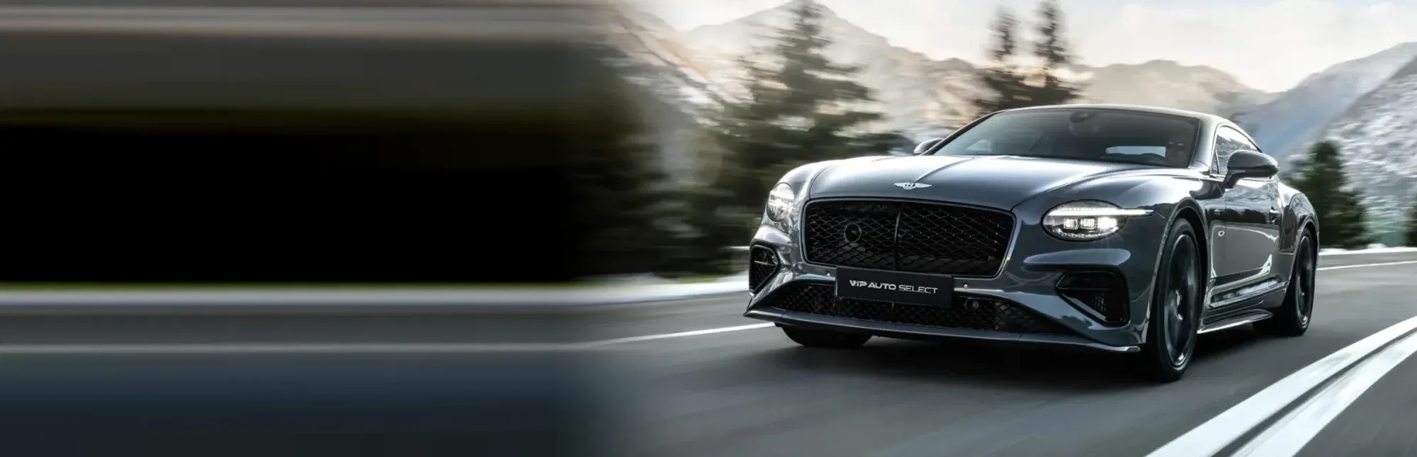 Ключ за Mercedes-Benz в отворена длан